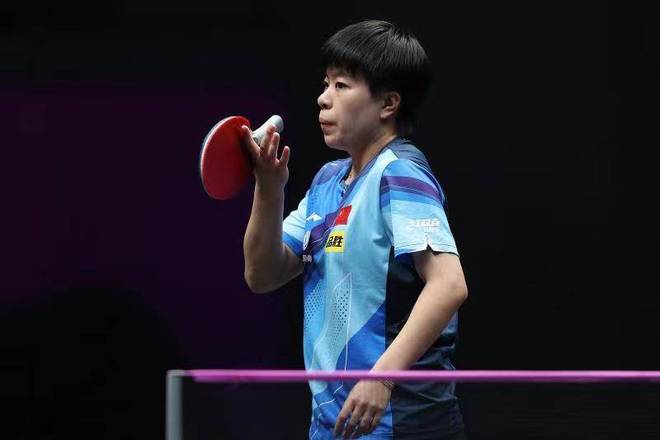 安保人员陪 安保人员陪