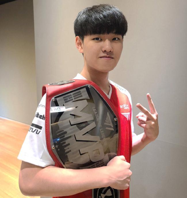 对于一名N 对于一名N